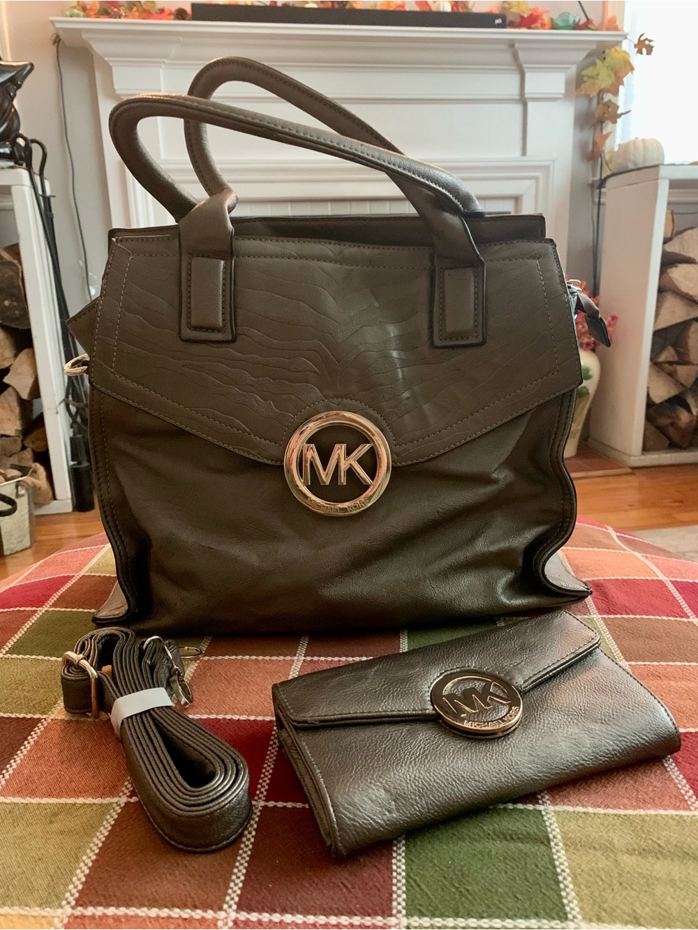 Michael Kors Metallic Fulton Flap Satchel Handbag Set with Matching Wallet
